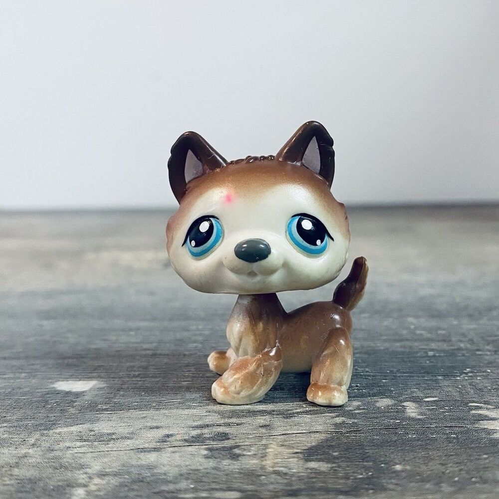 Vintage Littlest Pet Shop LPS #68 Husky Winter Dog Brown White Blue Dot Eyes Aut
